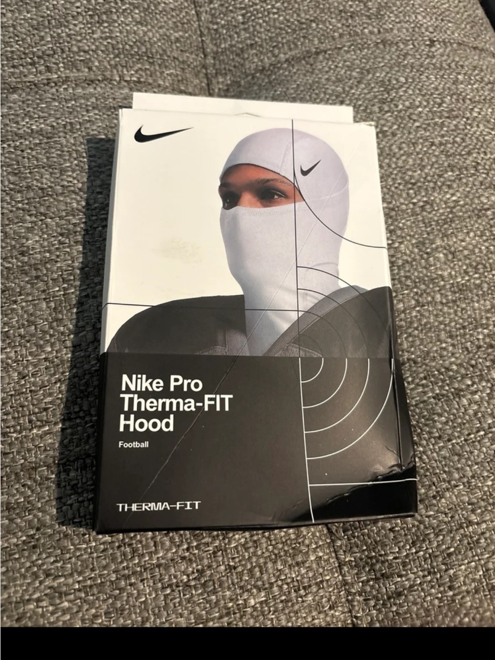 Nike Therma-FIT Balaclava Hood - White